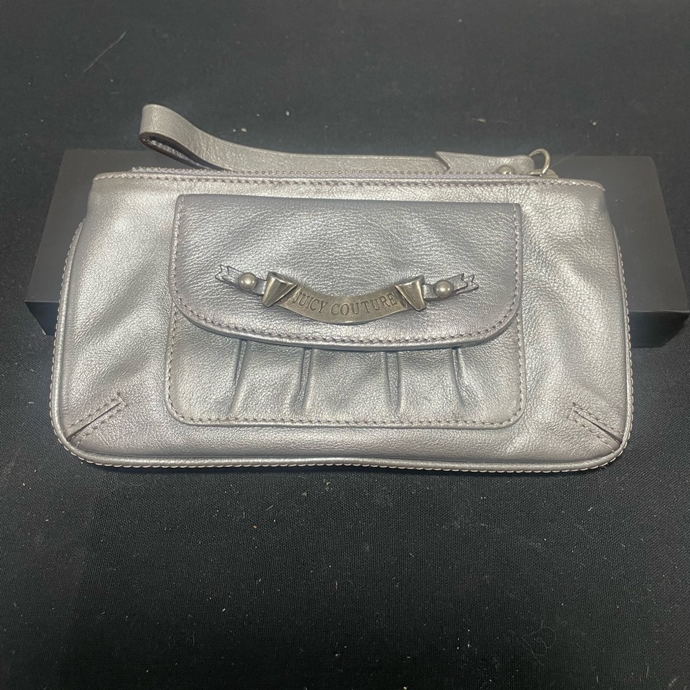 Small hand purse